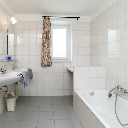 度假居 Cozy In Sainte-ode With Sauna Gérimont