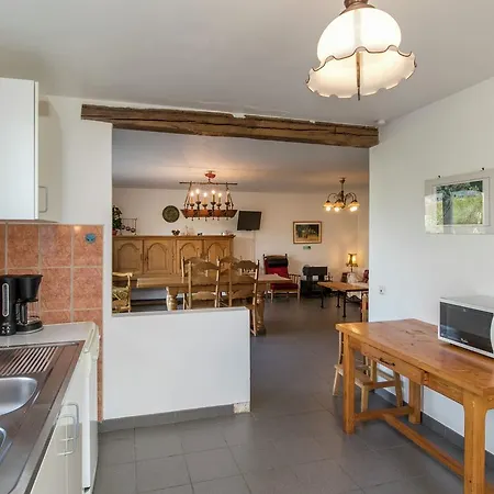 度假居 Cozy In Sainte-ode With Sauna